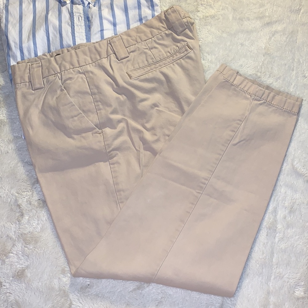 Gap Khakis Straight Leg low rise Size 10 - Picture 8 of 8